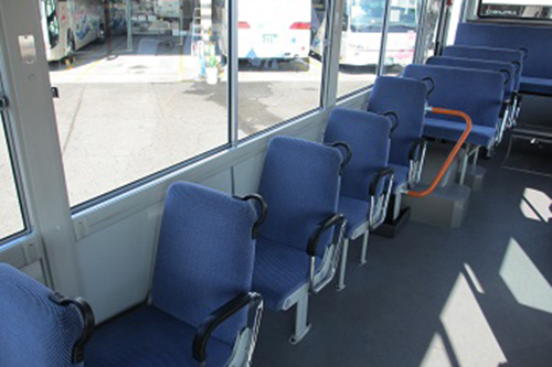 【大型送迎バス】エアロスター/33席+立席56人