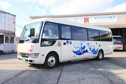 【ロングマイクロ観光バス】スーパーロングローザ20席+補助席7席