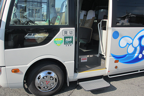 【マイクロ送迎バス】ローザカスタム/22席+補助席6席